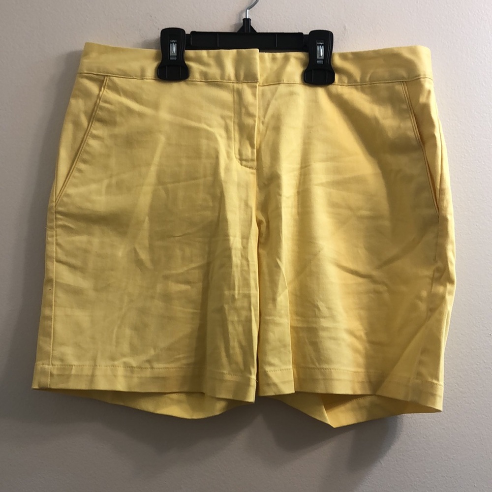 Izod Yellow Bermuda Shorts size 4